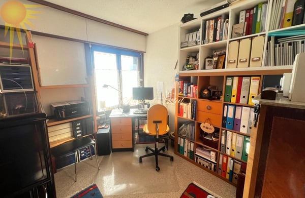 Agréable et vaste maison de 2 appts (4,5 + 2.5 pièces) dans le village de Mollens, à 5 minutes en voiture de Crans-Montana ! 13