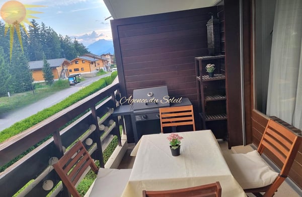 En exclusivité ! Très joli appartement de 1.5 pièces à 1 min du centre de Crans ! 2