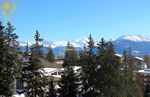 En exclusivité : Très grand studio de 1.5 pièces à quelques pas du centre de Crans ! 1