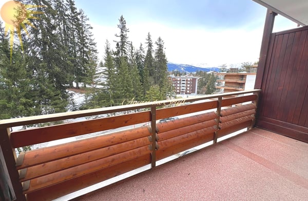 En exclusivité : Très grand studio de 1.5 pièces à quelques pas du centre de Crans ! 11