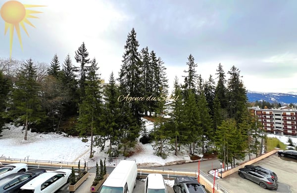 En exclusivité : Très grand studio de 1.5 pièces à quelques pas du centre de Crans ! 12