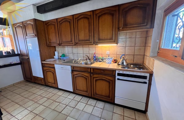 Idéal pour une famille, ce magnifique et spacieux chalet à 1 mn en voiture du centre de la station ! 9