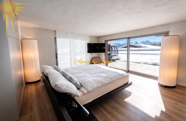 Luxueux appartement de 7.5 pièces en plein centre de la station et en bordure directe du golf ! 6