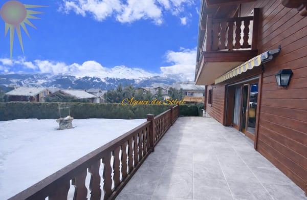 En Exclusivité ! Splendide chalet de 8.5 pièces en bordure du golf Ballesteros à Crans ! 3