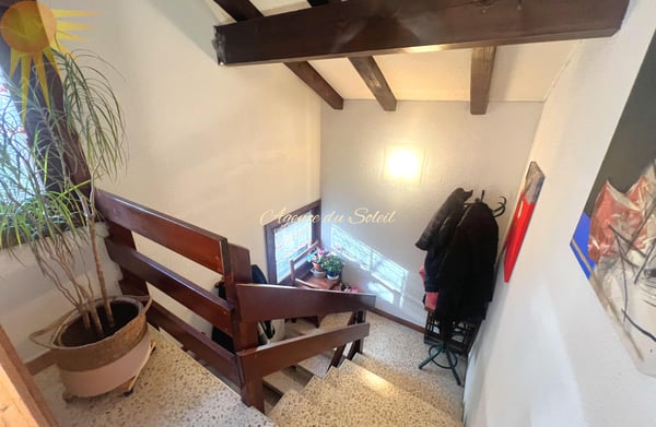 Superbe maison de 2 appartements séparés, à 5 minutes en voiture de Crans-Montana 9