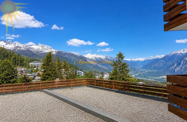 Adorable pied-à-terre de 3.5 pièces à proximité du funiculaire de Montana ! 1
