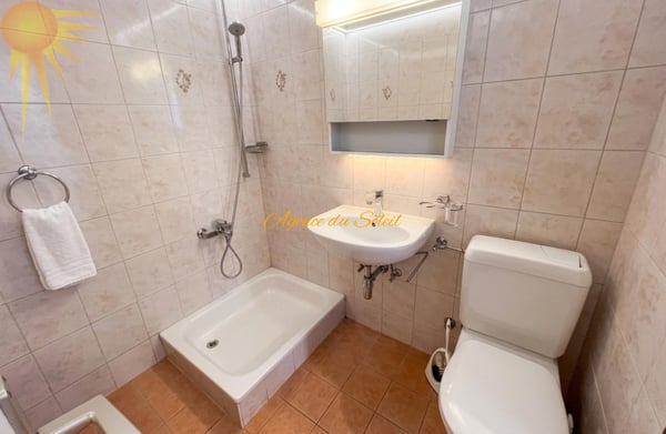 Adorable pied-à-terre de 3.5 pièces à proximité du funiculaire de Montana ! 11