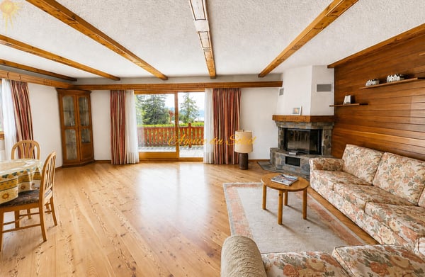 En Exclusivité ! Superbe chalet de 8.5 pièces en bordure du golf Ballesteros à Crans ! 5