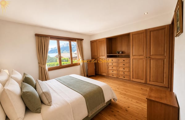 En Exclusivité ! Superbe chalet de 8.5 pièces en bordure du golf Ballesteros à Crans ! 11