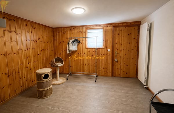 Exceptionnel chalet familial dans un cadre privilégié, paisible et verdoyant à Crans ! 13