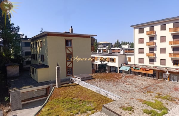 À louer pour la saison d'hiver 26/27, ce cosy appartement 2.5 pièces au centre de Crans ! 10