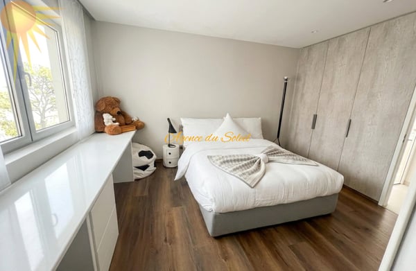 Luxueux appartement de 5.5 pièces en plein centre de la station et en bordure directe du golf ! 7
