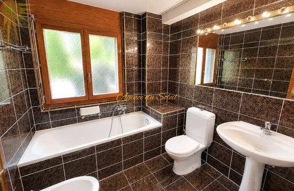 Très joli appartement traversant d'angle à Crans ! 7