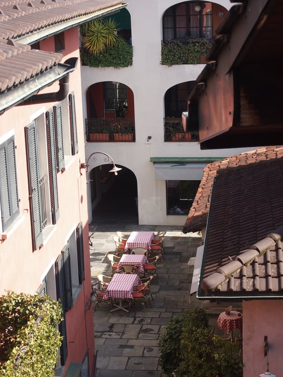 ROMANTICO E CONFORTEVOLE APP.TO 1.5 LOCALI MANSARDATO 5