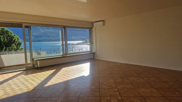 Splendido app.to/attico di 1.5 locali con vista lago 5