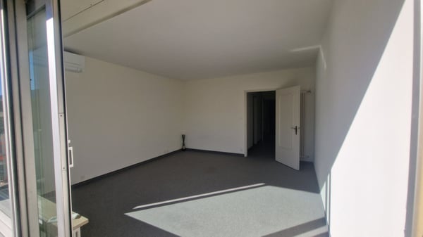 Splendido app.to/attico di 1.5 locali con vista lago 14