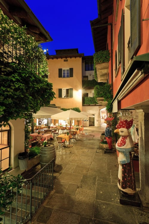 NUCLEO ASCONA - Bar/Pizzeria Cortile 3