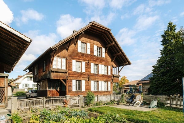 Mehrgenerationenhaus in Stadtnähe 1