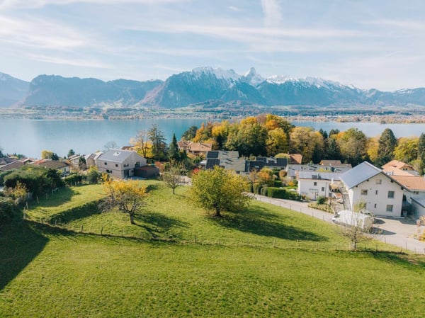 Letzte Gelegenheit - Neubau-Attika-Wohnung am Thunersee 4