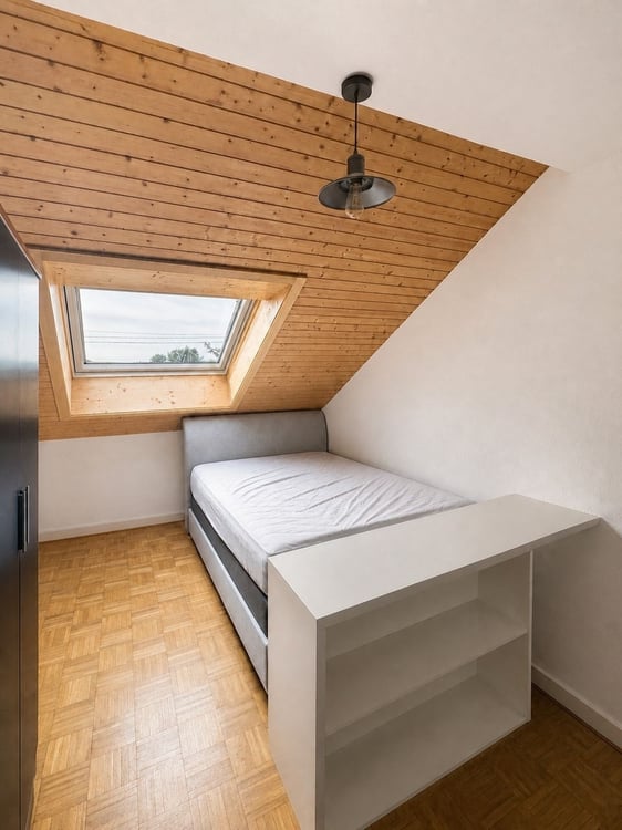 Charmant 3,5 pièces avec espace indépendant dans les combles 3
