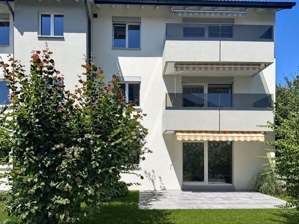 Très bel appartement rénové de 4.5 pces avec jardin 3