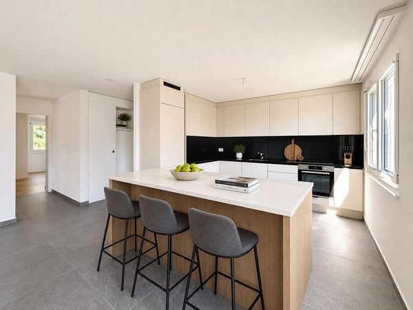 Très bel appartement rénové de 4.5 pces avec balcon 7