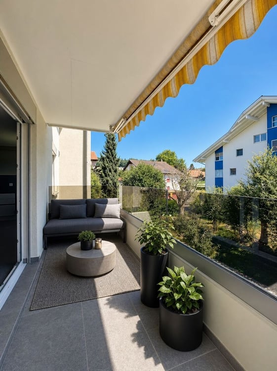 Très bel appartement rénové de 4.5 pces avec balcon 1