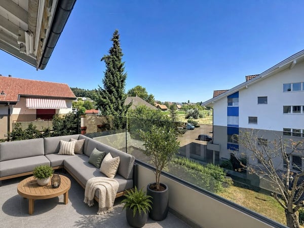 Très bel appartement rénové de 3.5 pces avec balcon 9