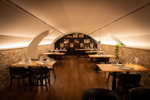 Superbe restaurant idéalement situé au coeur de Farvagny 2