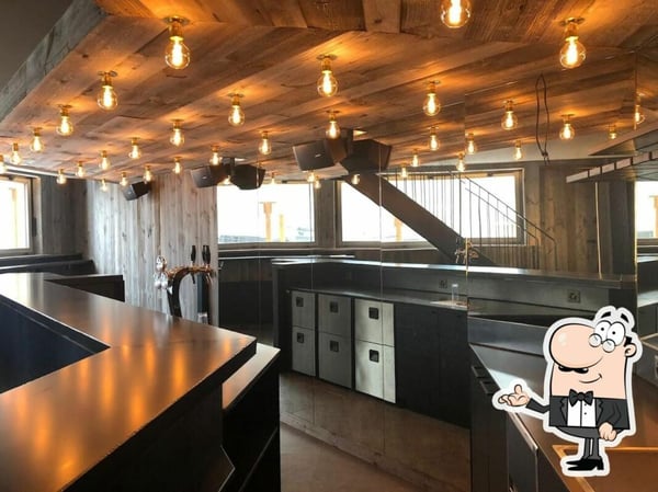 MYTIQUE BAR LA GRANGE 5