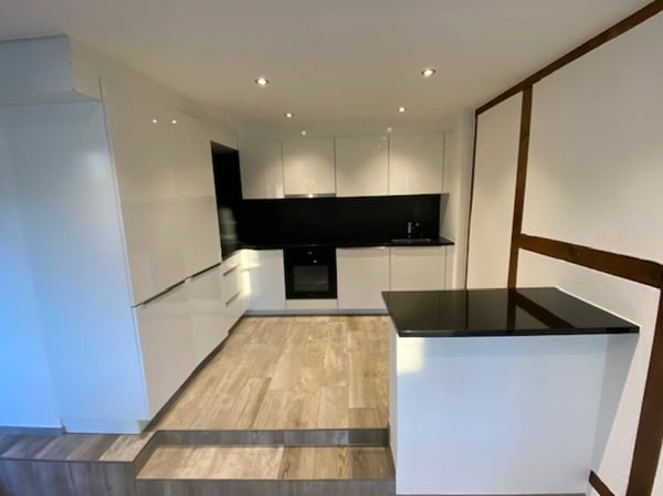Moderne 2,5-Zimmer-Wohnung in Hermrigen - ab sofort frei! 1