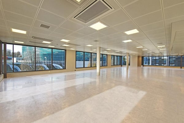 4'000m² de surfaces d'activités dans le prestigieux quartier des Nations Unies 6