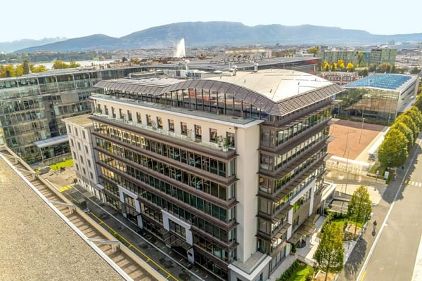 4'000m² de surfaces d'activités dans le prestigieux quartier des Nations Unies 2