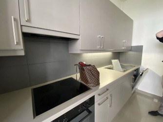 Nous vous proposons un 1 pièces à la Servette 3