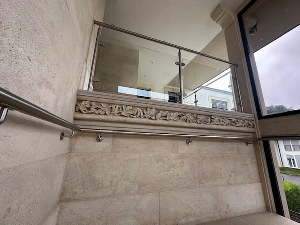 BEL APPARTEMENT D'ANGLE EN ATTIQUE AU CENTRE DU VILLAGE D'EVIONNAZ 13