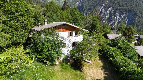 Jolie maison mitoyenne dans un environnement paisible et verdoyant 10