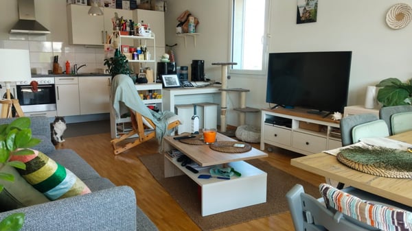 Joli 4 pièces avec grand balcon idéalement situé dans la région de Cointrin GE 5