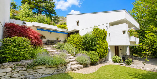 A VENDRE Villa darchitecte 6.5 pièces en triplex 1