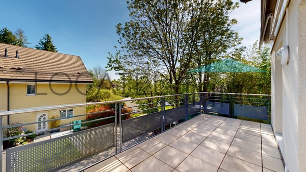 En exclusivité - Au centre de Genolier, une offre exceptionnelle sur 4 étages! 10