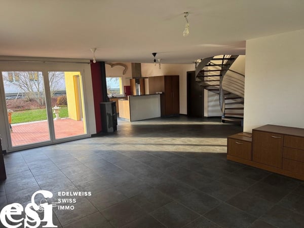 Spacieuse villa individuelle de 5.5 pces et son annexe à Muraz 3