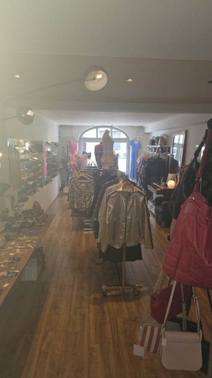 A saisir! Arcade pignon sur rue de 65m2 4