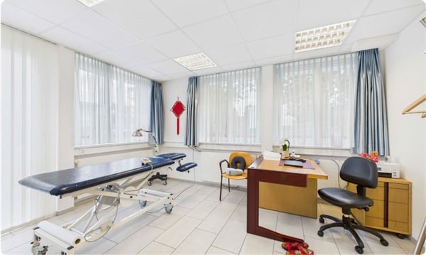 Büro / Arztpraxis in Schlieren 2