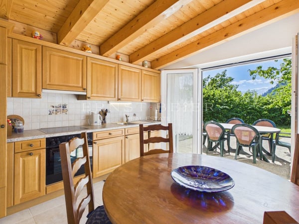 Chalet mitoyen avec cachet dans un environnement paisible et verdoyant 3