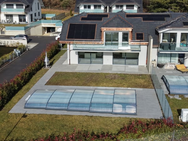 Villa contemporaine avec vue sur le lac, piscine et prestations d'exception 1