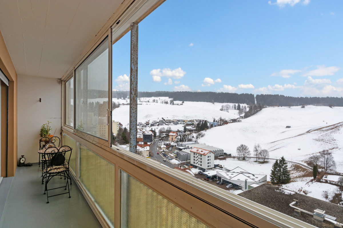 Immobilie in Le Locle - Charmant cocon de 5.5 pces au Locle, avec vue dégagée sur la nature - Bild 6