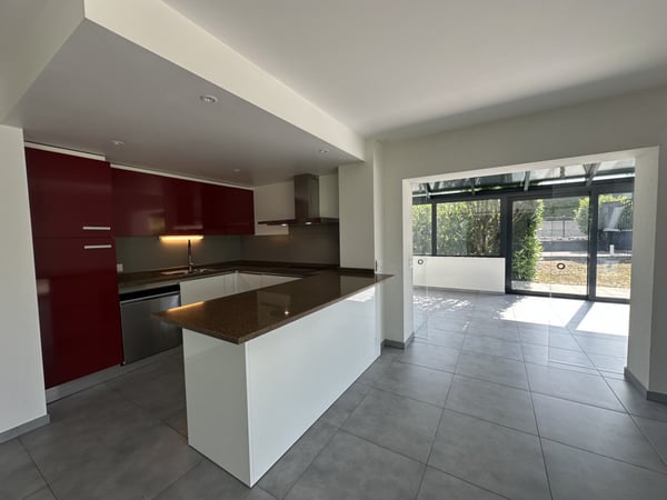 Belle villa récente, moderne et très fonctionnelle. 4