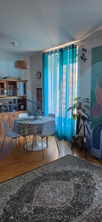 Appartement de 4 pièces au 3ème étage situé à Carouge 1227 3
