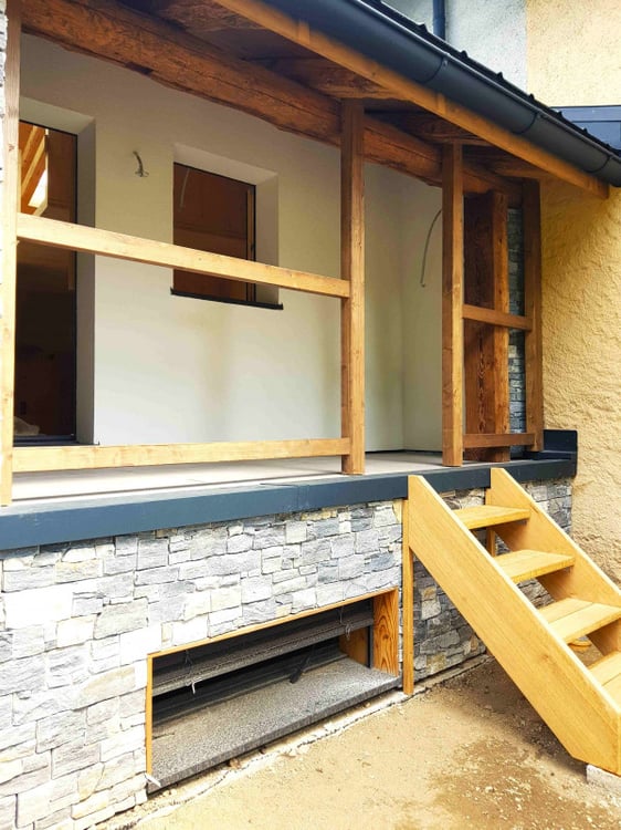 MAISON DE CHARME ÉCOLOGIQUE NEUVE AVEC JARDIN, PARKINGS BELLE VUE 5