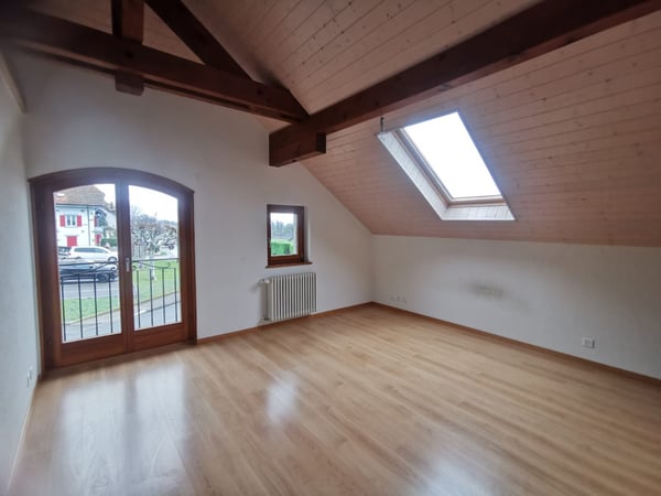 Charmant appartement de 3.5 pièces au coeur de Luins 5