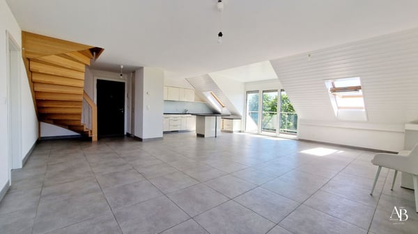 Abby bryand immobilier présente en exclusivité : Duplex Blue Lake /Arzier 3
